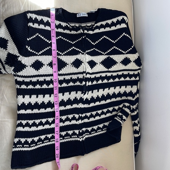 ZZ Silk Brand 70%Silk , 30%Cotton Black & Ivory Knit zip Cardigan size L - Picture 6 of 7